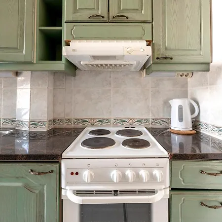 2ndhomes 2br Center With Balcony & Park View Ελσίνκι